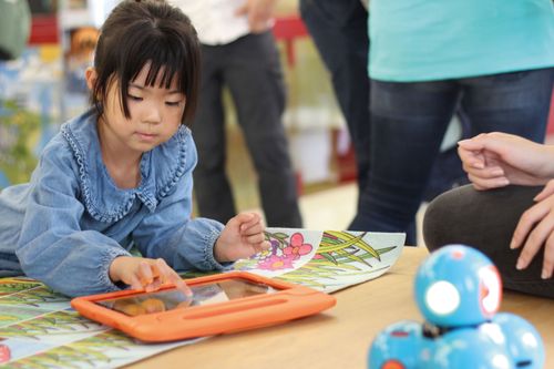 Mit Spaß in die Robotik!