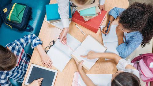 Ideencafé: Schulwettbewerbe mit digitalen Medien